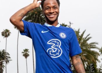 Premier League Side Chelsea sign Raheem Sterling from Manchester City