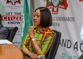 EC registers 910,996 new voters; 61.9 per cent used guarantor system