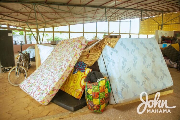 H.E John Mahama Has visited Communities Along the Volta River Affected by the Akosombo Dam Spillage