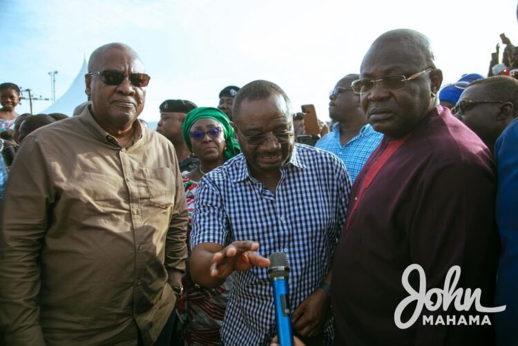 H.E John Mahama Has visited Communities Along the Volta River Affected by the Akosombo Dam Spillage